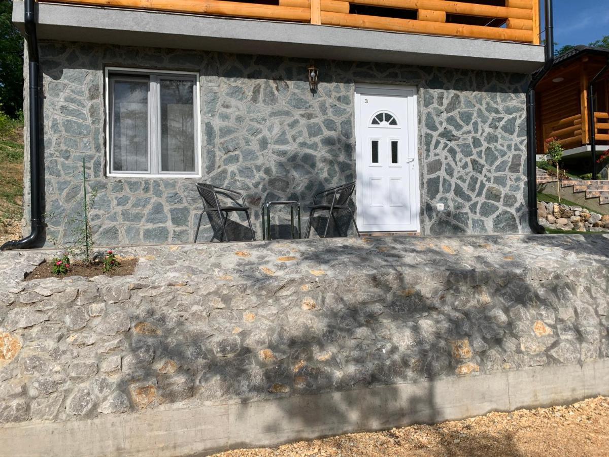 Boja Zalaska - Kameni Apartman Jagodina Εξωτερικό φωτογραφία
